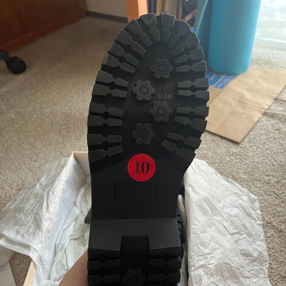 Sincerely Jules Black Chelsea Lug Sole Boots Women's U.S. Size 10 - Picture 5 of 5